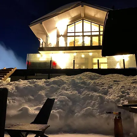 Be Be - Premium Jacuzi & Private Pool Chalet *