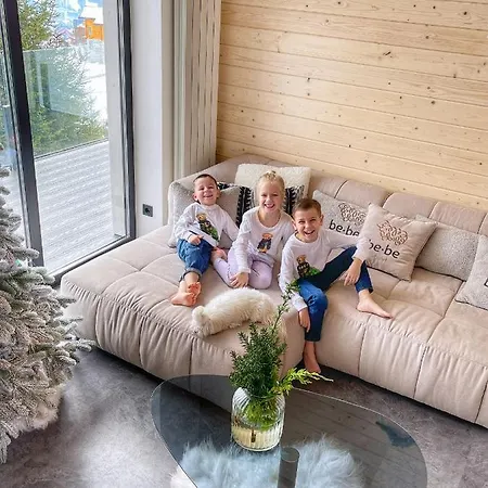 Be Be - Premium Jacuzi & Private Pool Bukovel