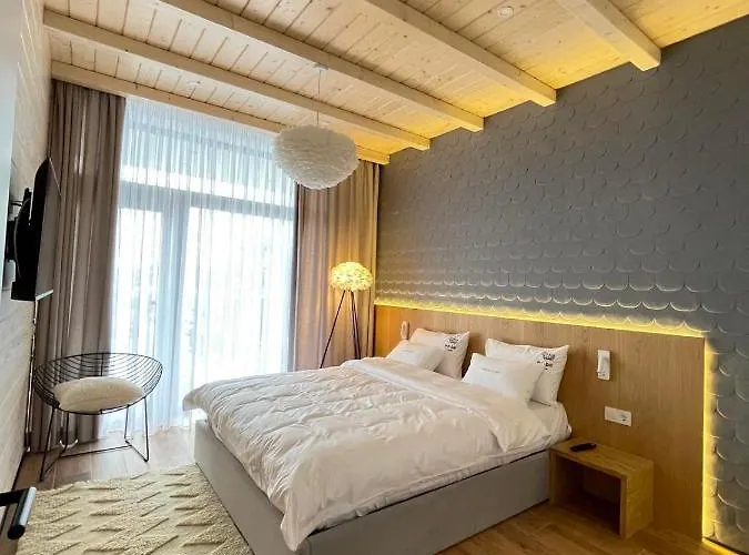 Be Be - Premium Jacuzi & Private Pool Bukowel